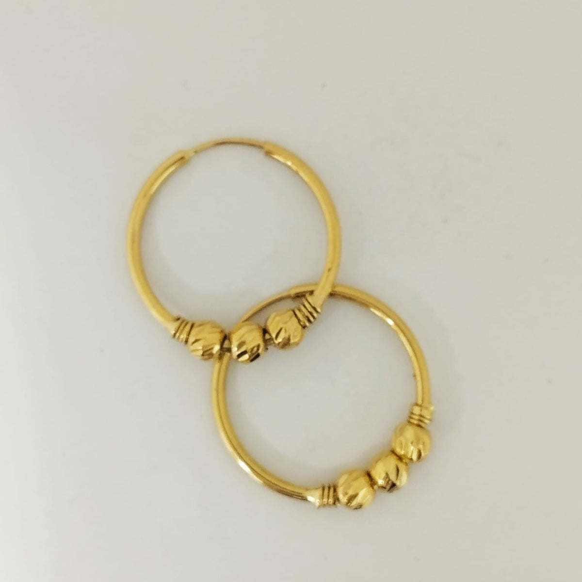 Candonga imperdible balines diamantados Oro amarillo 1.5cm /1.15/gr ID: 2678